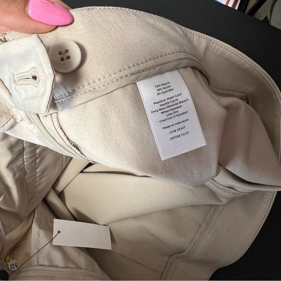 Talbots Pants Women Size 16 Petite Chatham Crop Capri Beige Tan Khaki B4 - Picture 9 of 12